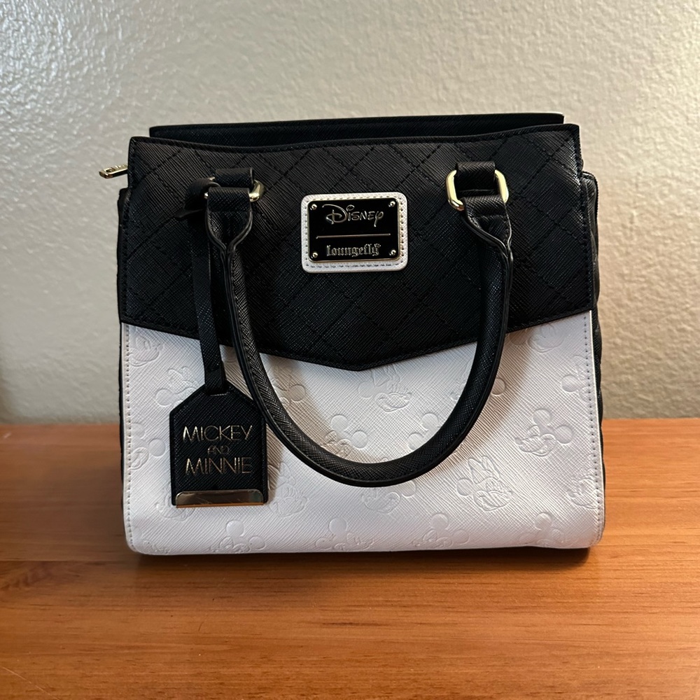 Purse & Wallet set, Loungefly Black & White Mickey & Minnie Satchel